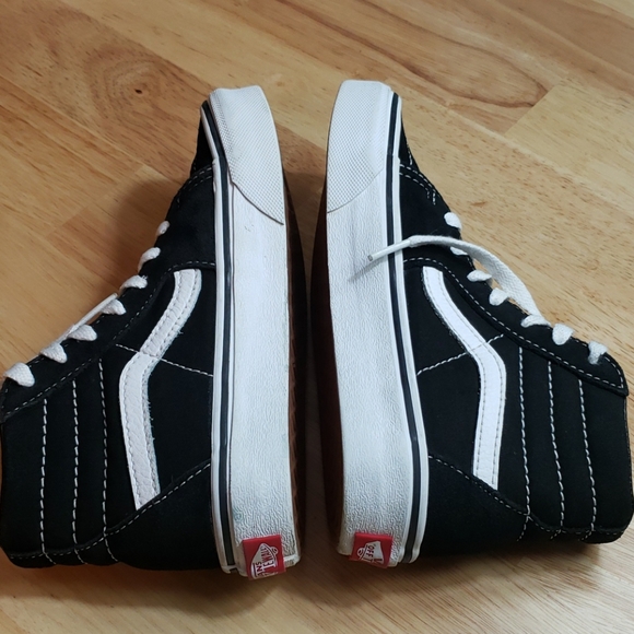 Van's kids - Picture 7 of 10